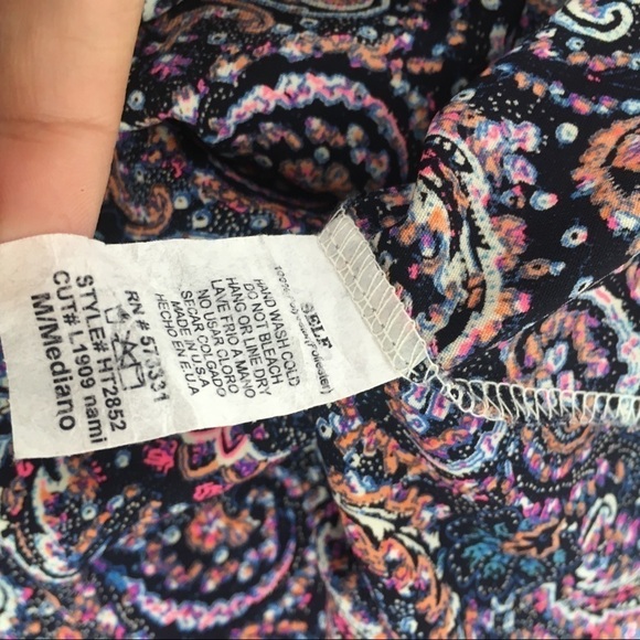 Le Lis Top Shirt Floral Cream Pink Blue Medium - Picture 10 of 11